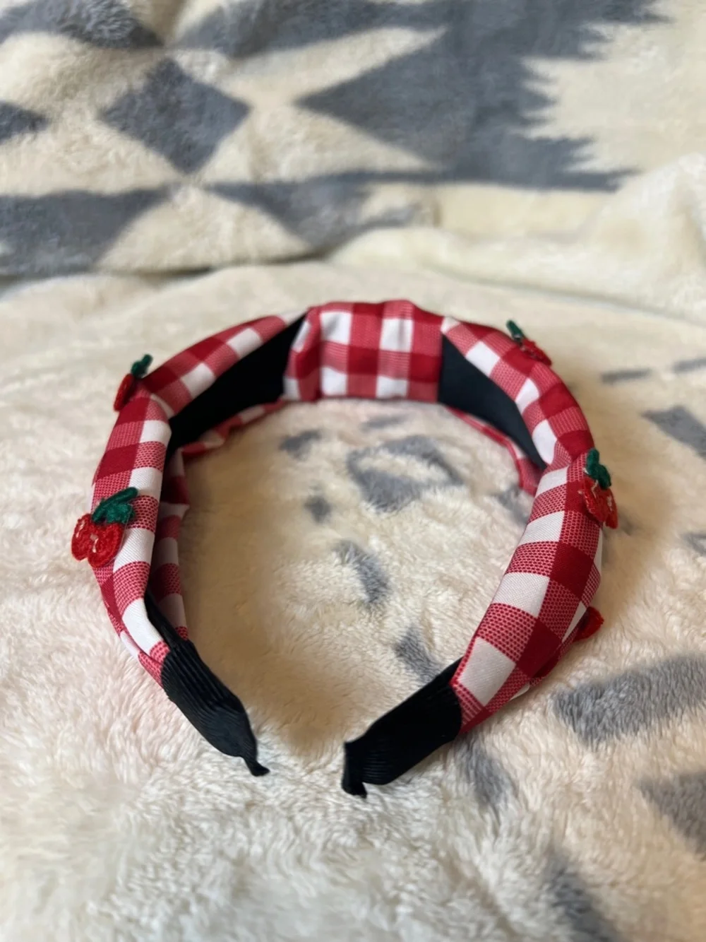 🍒Embroidered Cherry Knot Headband🍒